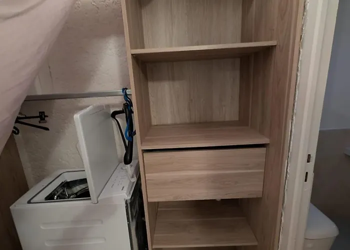 Au Centre De Greoux-les-Bains